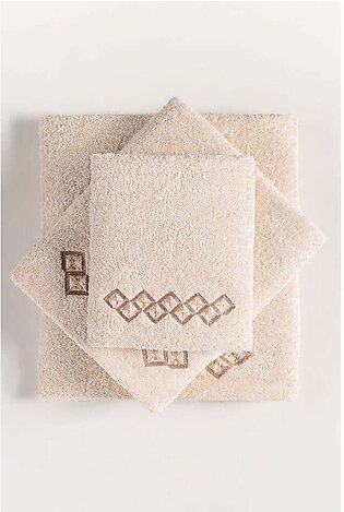 AW23-Cream 3Pc Embroidered Towel Set