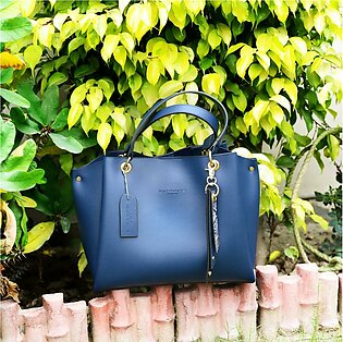 New Branded , High Quality , Luxury And Stylish Ladies Hand Bags For Women , Girls And College Girls Zaroons London Intense Black Bag