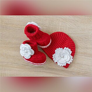 Handmade Red And White Flower Winter Baby Girls And Boy Woolen Booties/Shoes and Cap