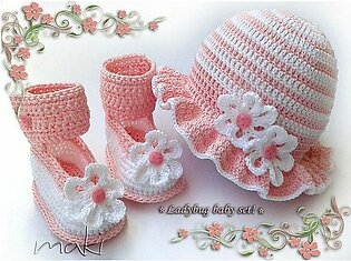 Hat And Shoes For Baby Girls / Baby Girls Winter Cap And Booties / Babies Dress / Newborns Crochet Shoes And Hat