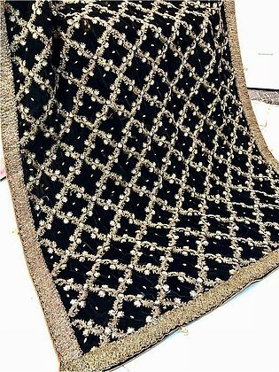Bridal Velvet Shawls - Add Elegance To Your Bridal Look With This Premium Quality And Fashionable Velvet Shawl