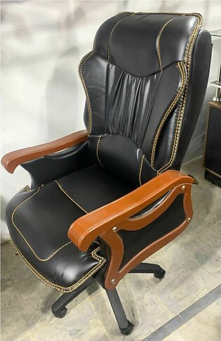 Executive/boss/heavy Duty Revolving Chair(available In Black And Brown Colours)
