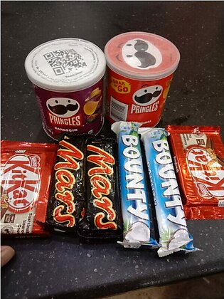 CHOCOLATES AND PRINGLES GIFT PACK