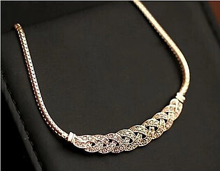 Alloy Knit Diamond Necklace