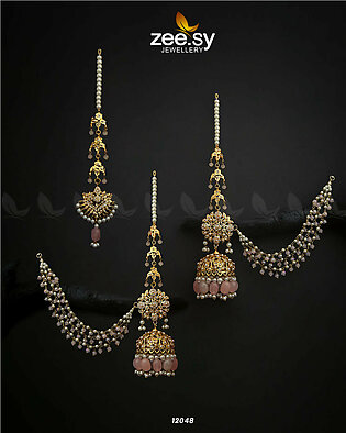 Glamourous Jhumka Earrings