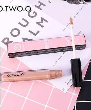 O.TWO.O Cover Up Radiant  Creamy Concealer