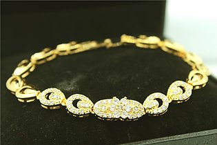 Yay Jewelry Golden Chain Bracelet For Women & Girls J-1315