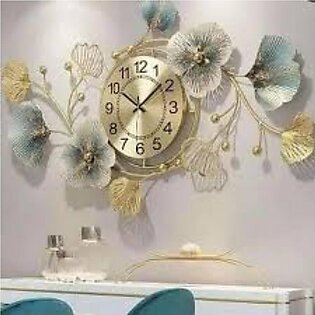 Modern Designed Flower Style Metal Wall Clock