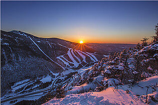 Last Winter Sunset over Cannon Mountain Bath Towel