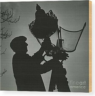 Park Lamp Cleaner Silhouette In Regents Park, London 1950s Wood Print